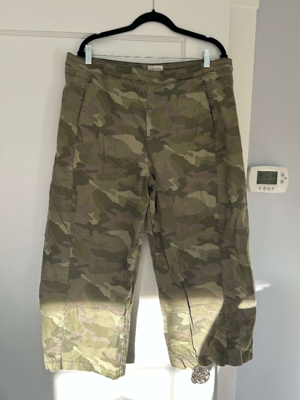 Anthropologie | Pilcro Izzie Camo Barrel Pant